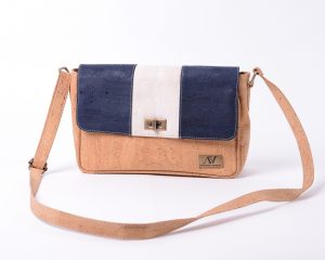 CA8604